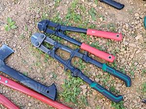 lot 188 image: Lot of (2) Bolt Cutters