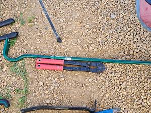 lot 190 image: Hand Tools - Bolt Cutter and Menard 36 Spring Steel Wrecking Bar