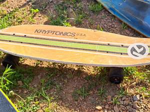 lot 208 image: Kryptonics 28 Skateboard