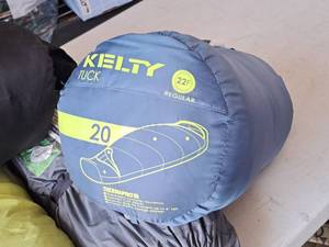 lot 292 image: Kelty Tuck 22F-Regular Mens Sleeping Bag