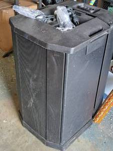 lot 318 image: Bose F1 Subwoofer