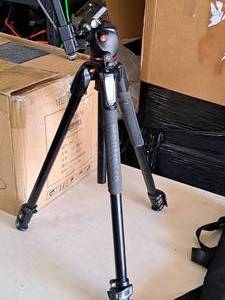 lot 352 image: Lot of (1) Manfrotto Adjustable Tripod