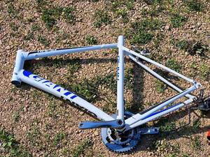 lot 367 image: Giant Bike Frame