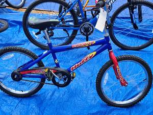 lot 395 image: Huffy Rock-It 16 Boys Single-speed BMX Bicycle 14 Blue Frame