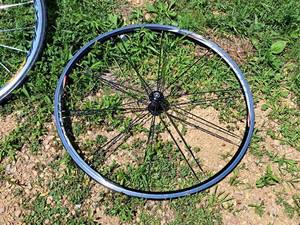 lot 414 image: 24 Front Bicycle Rim