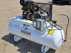 lot 190 image: Castair of Minnesota 80-Gallon 175-PSI 5-HP Rolling Air Compressor I518HC1-S