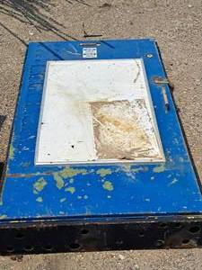 lot 212 image: Electrical Control Box 36x9x60