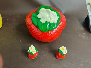 STRAWBERRY COOKIE JAR AND SALT N PEPPER SHAKER