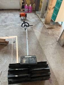 lot 21 image: Stihl KM131 R Power Sweep