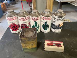 lot 53 image: John Deere Powdered Graphite Can & Rollag Cans