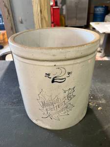 lot 68 image: 2 Gallon Monmouth Pottery