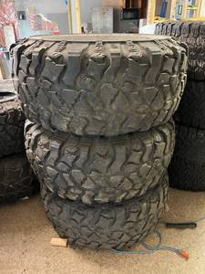 lot 111 image: 3 Rocker 37x13.50-15LT Tires on 5 Bolt Rims