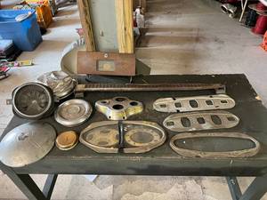 lot 121 image: Vintage Auto Parts