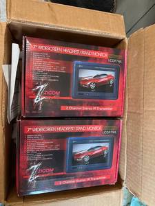 lot 125 image: 2 New 7 Widescreen HeadrestStand Monitors
