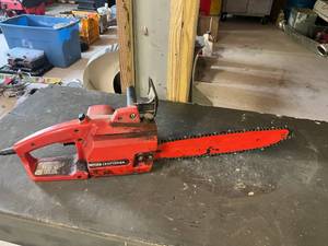 lot 134 image: Craftsman 14 Electric Chainsaw