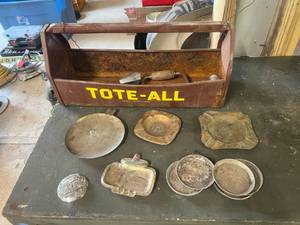 lot 145 image: Ashtrays & Tool Box