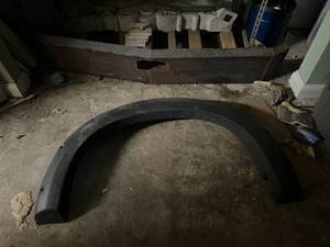 lot 156 image: Heavy Duty Push Bumper & Wheel Flares