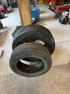 lot 158 image: Firestone P20555R16 & Goodyear P24565R17