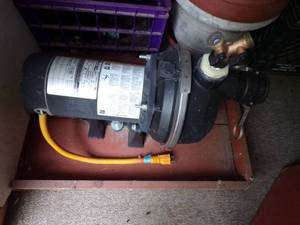 Flotec 1 HP Lake Irrigation Pump