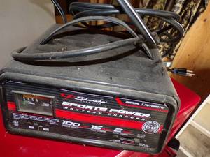 Schumacher Sports Power Battery charger