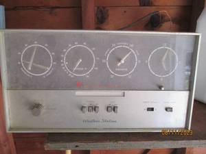 lot 21 image: Vintage Honeywell Weather station...