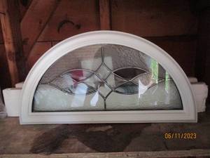 lot 22 image: Beautiful Half Circle Stained Glass...