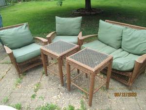 lot 39 image: Wicker Rattan patio set to include ...
