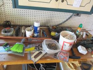 lot 55 image: Garage goodies on Benchtop to inclu...