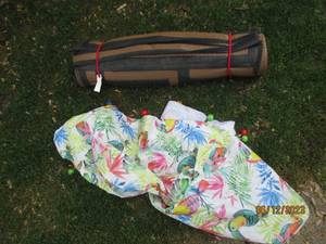 lot 107 image: Outdoor campers rug and picnic tabl...