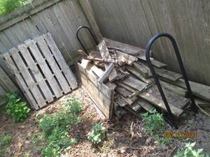 lot 117 image: Metal framed log holder and all woo...