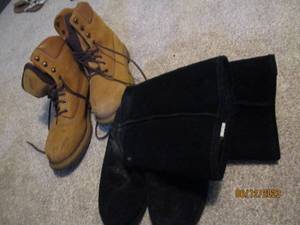lot 143 image: Womens size 9.5 Near new RedWing wo...
