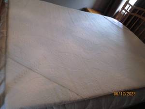 lot 167 image: Queen sized My Pillow foam Mattress...