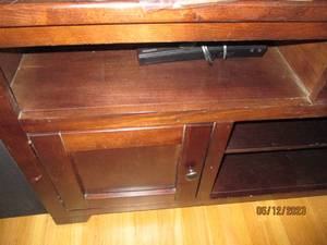 lot 174 image: Beautiful dark wood entertainment c...