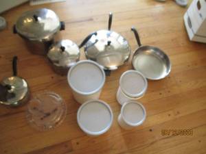 lot 185 image: Kitchen Essentials Stainless Steel ...