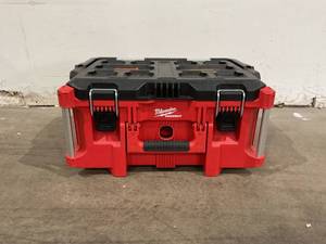 lot 65 image: Milwaukee PACKOUT 22 in. Large Portable Tool Box Fits Modular Storage System