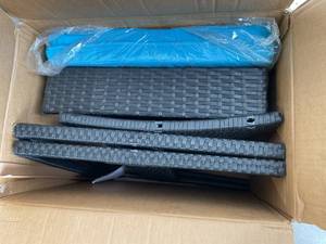 lot 138 image: EDYO Living 3-Piece Wicker Patio Conversation Set with Blue Cushions