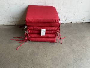 lot 129 image: Arden Selections Set of Six Ruby Red Leala Rectangle Outdoor Seat Pads