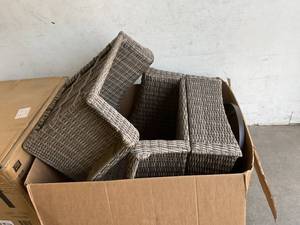 lot 10 image: Hampton Bay Chasewood Brown 4-Piece Outdoor Wicker Patio Chairs