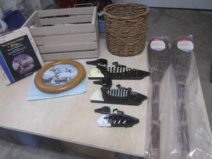 Assorted Decor - Good for a Cabin...