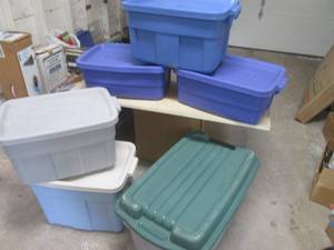 Assorted Size Rubbermaid Totes with...