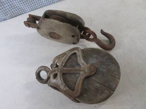 lot 27 image: (CSB) 2 Vintage Pullies - WoodStee...