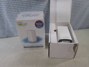 lot 48 image: (F-0) Lot of 2 Linksys Velop Whole ...