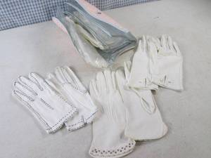 lot 67 image: (CSB) Assorted Ladies Dress Gloves ...