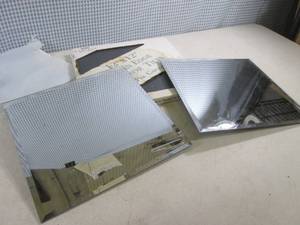 lot 132 image: (EC1) 7 Mirror Tiles 12x12 5 Plain...