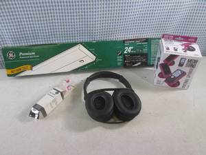 lot 176 image: (BS) GE 24 Light Fixture, Portable...