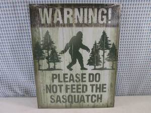 lot 268 image: (FS) Warning Please Do Not Feed Th...