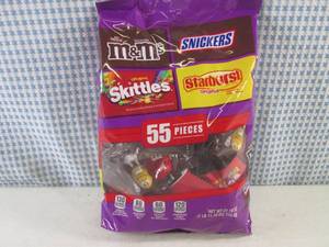 lot 286 image: (B-3) 55pc Bag Bite Size Candy 1 po...