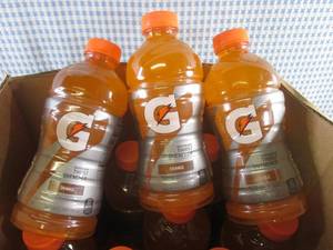 lot 308 image: (B-1) 15 Bottles Gatorade Orange 28...
