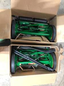 lot 9 image: 2 Lots of Scotts Scotts 16 in. Manual Walk Behind Push Reel Lawn Mower Customer Returns See Pictures
