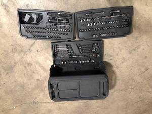 lot 10 image: Husky Mechanics Tool Set (270-Piece)  Customer Returns See Pictures